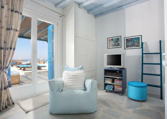 Celestia Ornos (Mykonos)